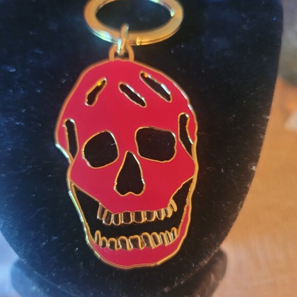 ALEXANDER MCQUEEN Gold and Red Skull Keychain (Brand new)(Gift box included) - Picture 6 of 11
